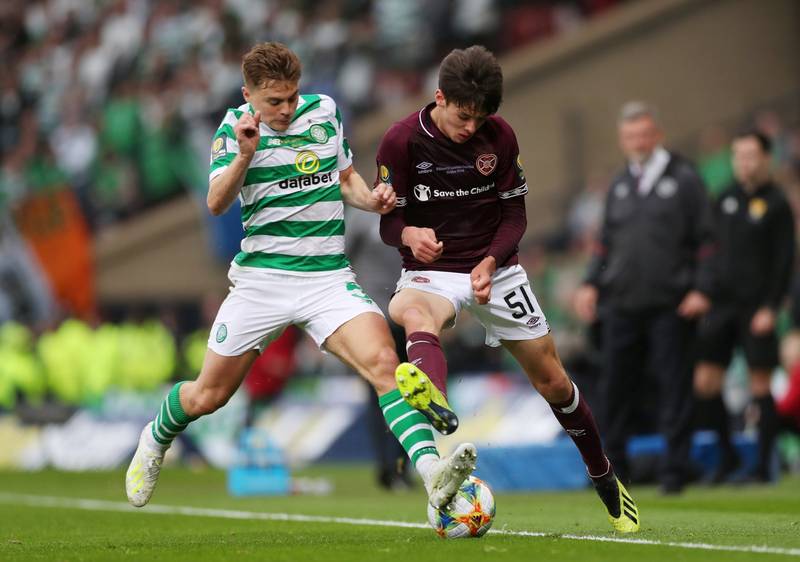 Sheffield Wednesday prepared to rival Bayern Munich for 18-y/o defender