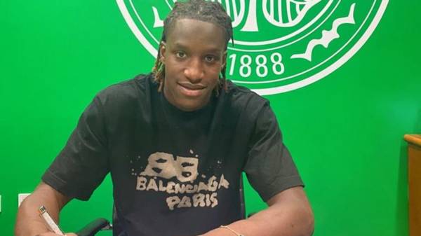 Bosun Lawal signs new contract extension with Celtic