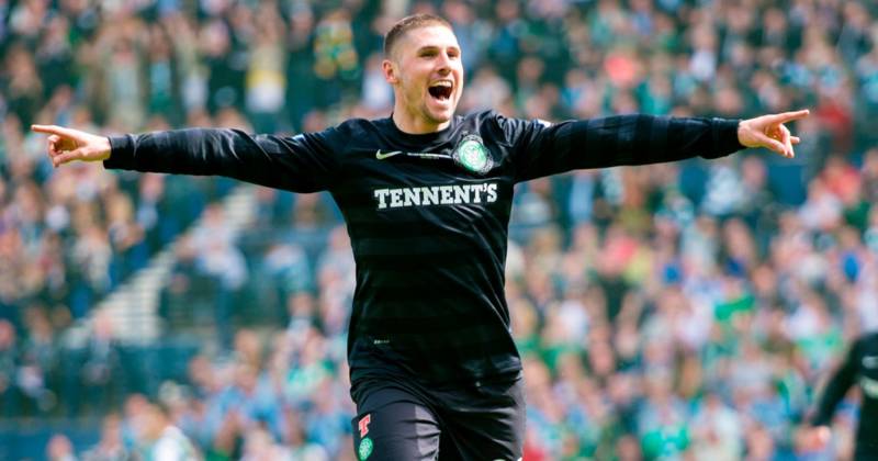 Gary Hooper finds new club as former Celtic star completes transfer return to England