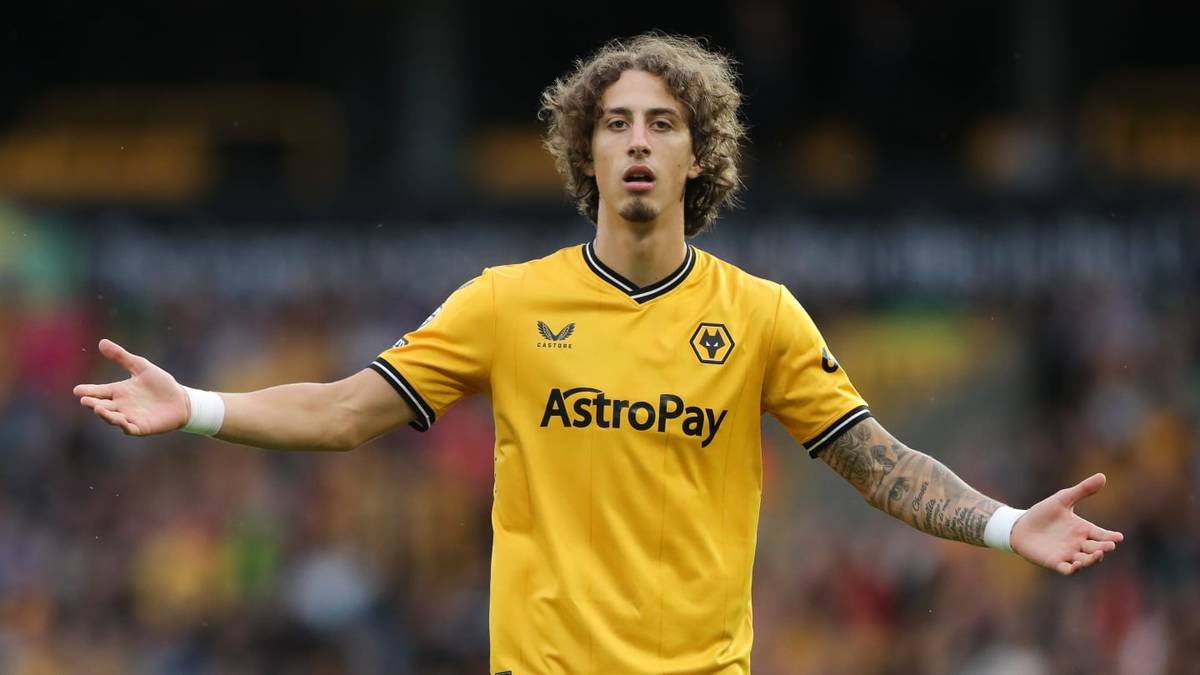 celtic-linked-with-loan-move-for-35-million-wolves-player-the-celtic