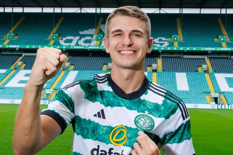 “Outstanding!”, “Top Class!” – Celtic Fans Cannot Believe Performance Of Forgotten Defender