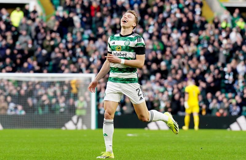 Palma misses two penalty attempts but Johnston delivers Celtic victory
