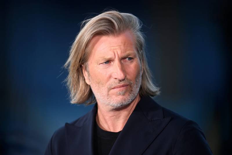 ‘Wow’: Robbie Savage left stunned after what he’s been hearing from Chris Sutton about Celtic