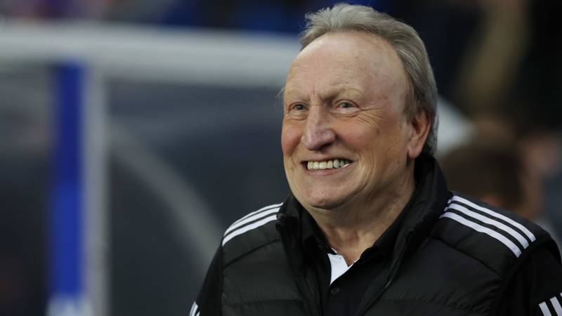 Celtic boss takes dig at refereeing in message to Neil Warnock