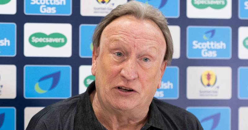Neil Warnock responds to Aberdeen job comments from Neil Lennon and makes ‘not very nice’ admission