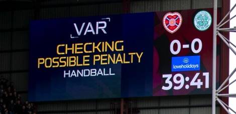 Var Fall-Out: Ref Chief Quits