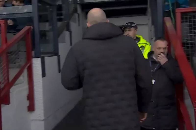 “Unbecoming Of A Rangers Manager!”, “W*nker!” – FF Attack Big Phil Over Handshake Refusal