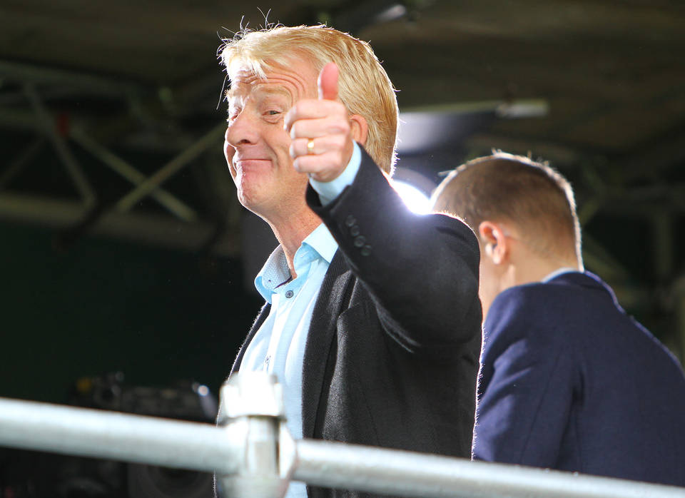 Gerrard Hits Back at Strachan