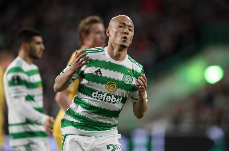 ‘Watching a different sport!’ – Devlin baffled by what he’s ‘seen online’ about Celtic forward