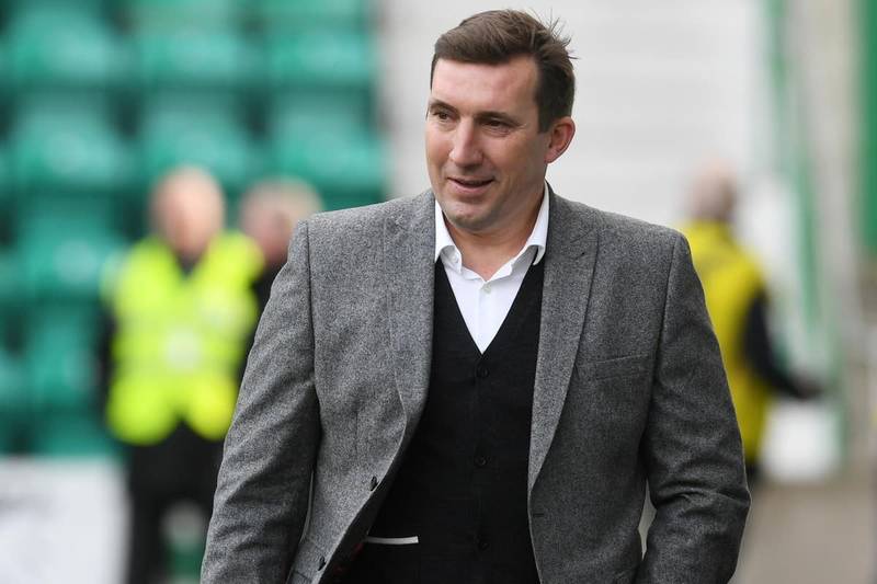 Celtic ‘will make big name signings and win league by 15 points’ as former star hands Rangers pressure warning